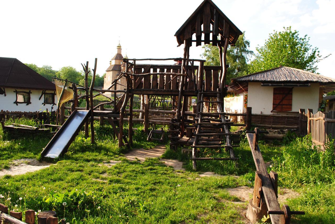 Dykyi Khutir Hotel Melniki  Exterior photo