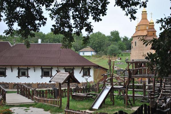 Dykyi Khutir Hotel Melniki  Exterior photo